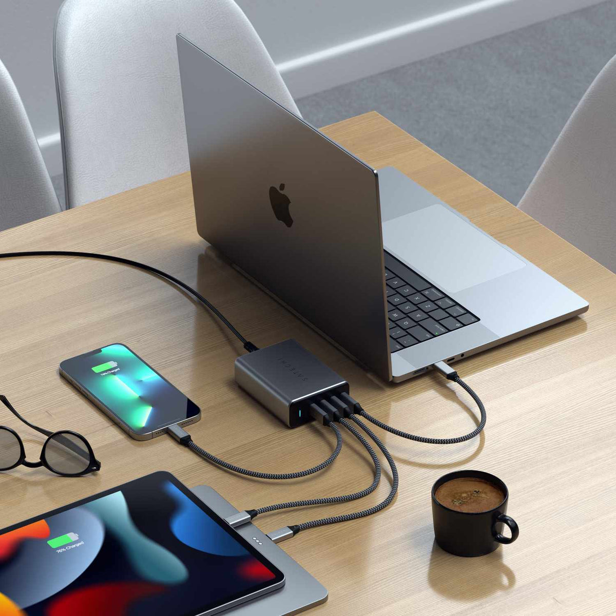 Satechi Multi Charger 165W GaN Space Grey