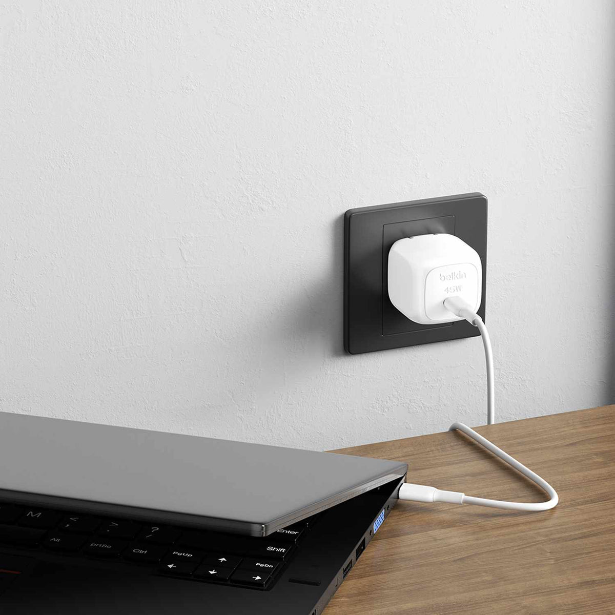 Belkin BoostCharge Compact Wall Charger 45W PD USB-C White