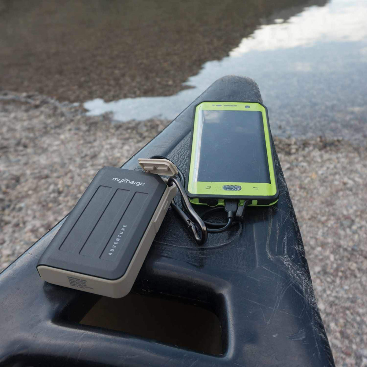 AHCT10KGCA Adventure H20 Turbo — Batterie externe 10050 mAh — noir/gris