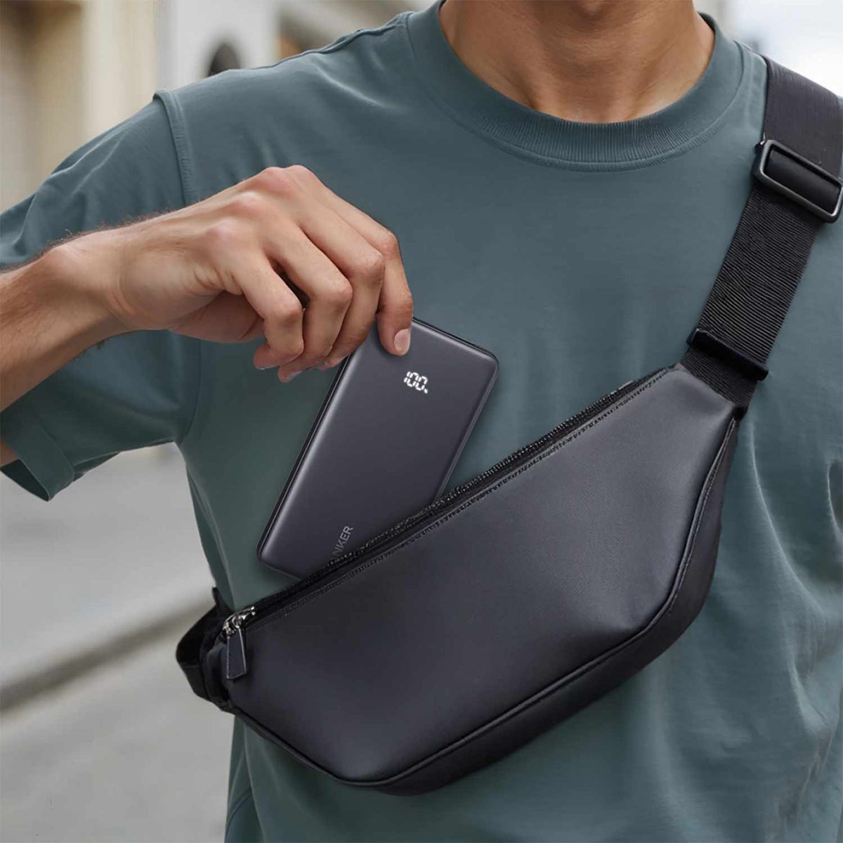 Anker Zolo — Batterie externe 10.000 mAh 22.5W noir avec intégré Câble USB-C