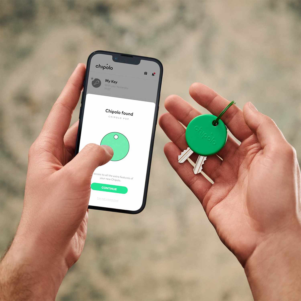 Chipolo POP Tracking Tag (Works with Google’s Find My Device or Apple Find My) Green