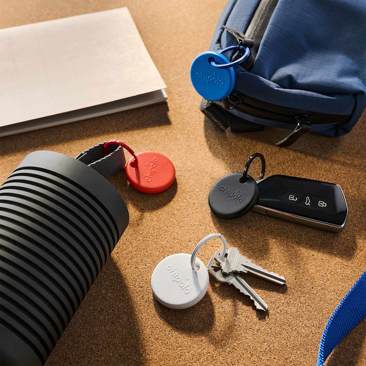 Chipolo POP 4 Pack Tracking Tag (Works with Google’s Find My Device or Apple Find My) Black/White/Red/Blue