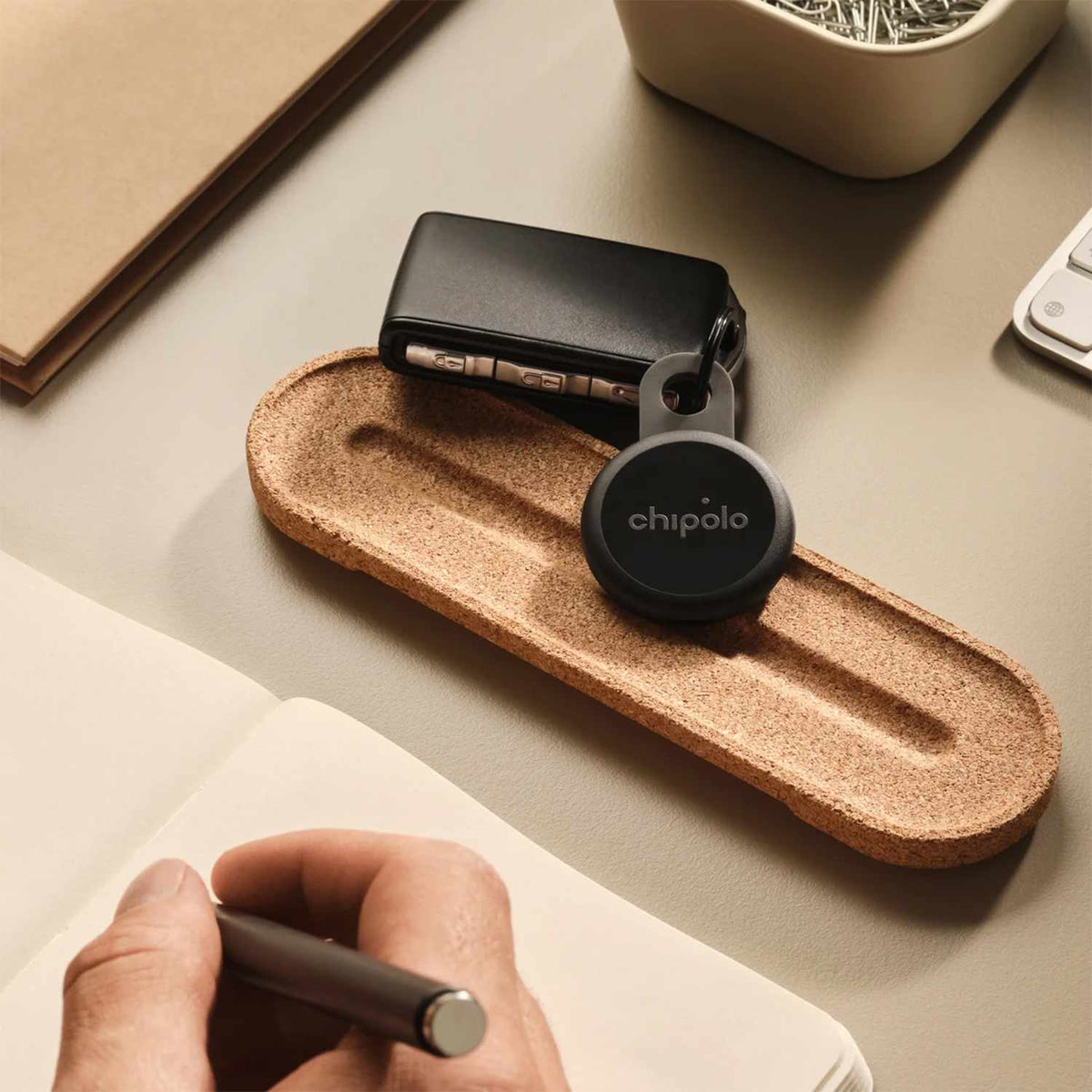 Chipolo Loop & Card Item Finder Bundle (Works with Android's Find Hub Device or Apple Find My) Charcoal