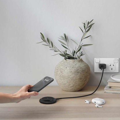 Belkin BoostCharge Qi2 — Station de recharge sans fil 15W — noir