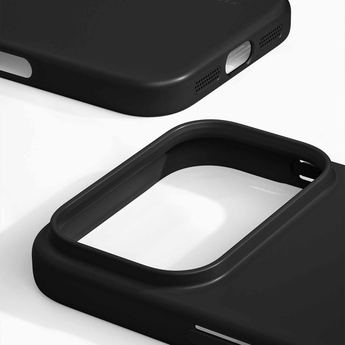 Ideal of Sweden — Étui mince MagSafe pour iPhone 18 Pro Max/17 Pro Max — mat noir