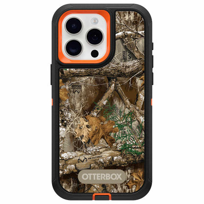 7792817 Defender Realtree Edge iPhone 15 Pro Max