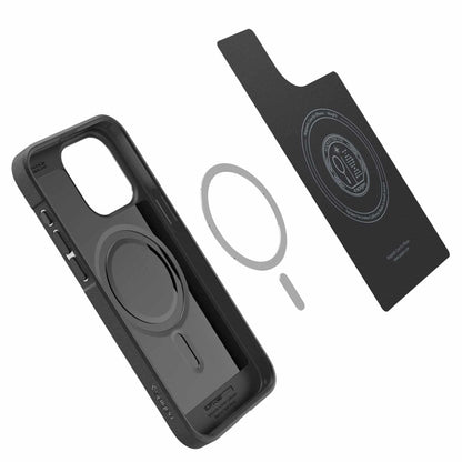 Spigen Core Armor — Étui MagFit pour iPhone 15 Pro — mat noir